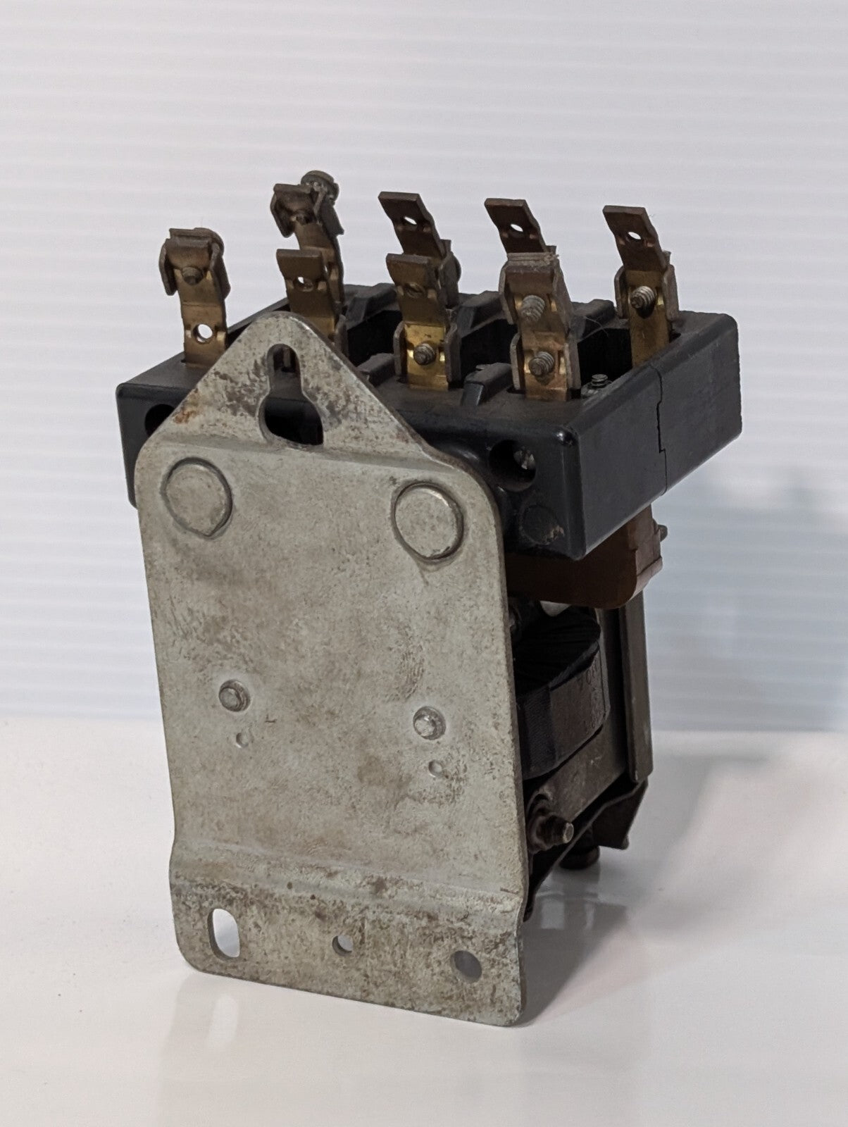 Square D 8501 A0-40 Machine Tool Relay, Series A, 110v Coil, NEMA 00