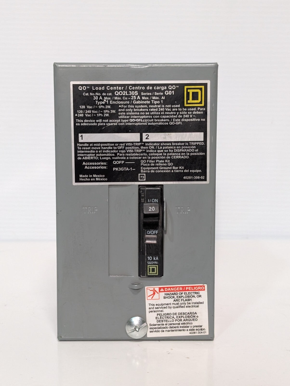Square D QO2L30S G01 Series Circuit Breaker Load Center G1 Type 1