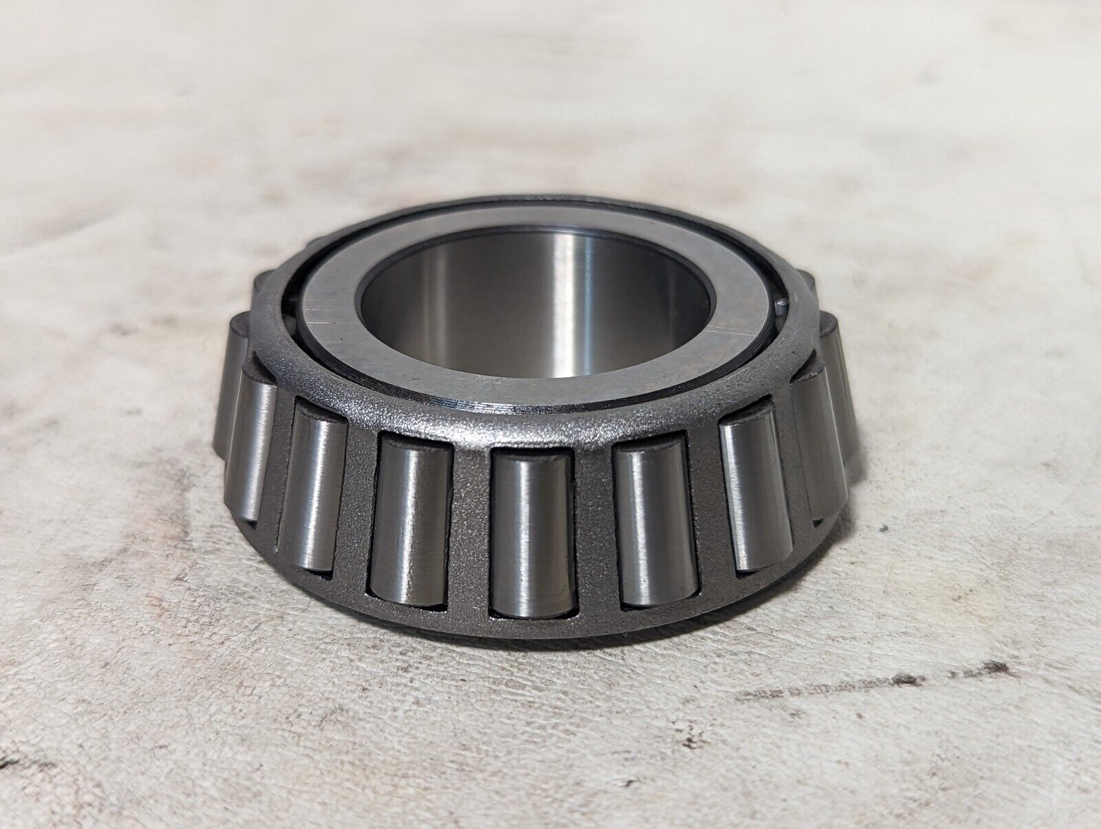 Timken tapered roller bearing and race 14124/14274, Crown 065069