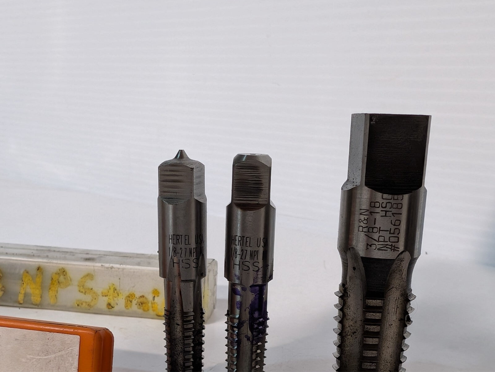 (19) Pipe Taps and Dies, Interstate Hertel Sossner Netco, See photos for specs.