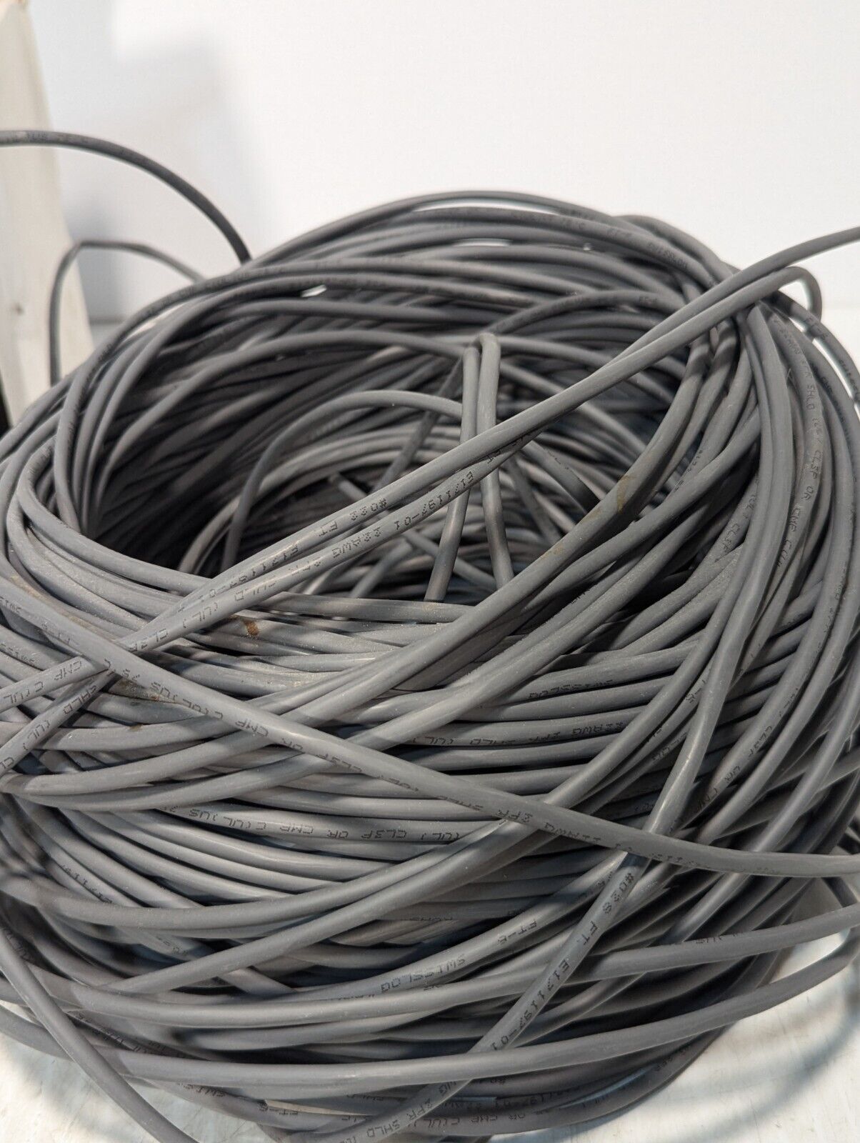 Anixter 22AWG, 2 pair, 7 strand TC OAS(shielded) CMP (Plenum) Gray, 400+ feet