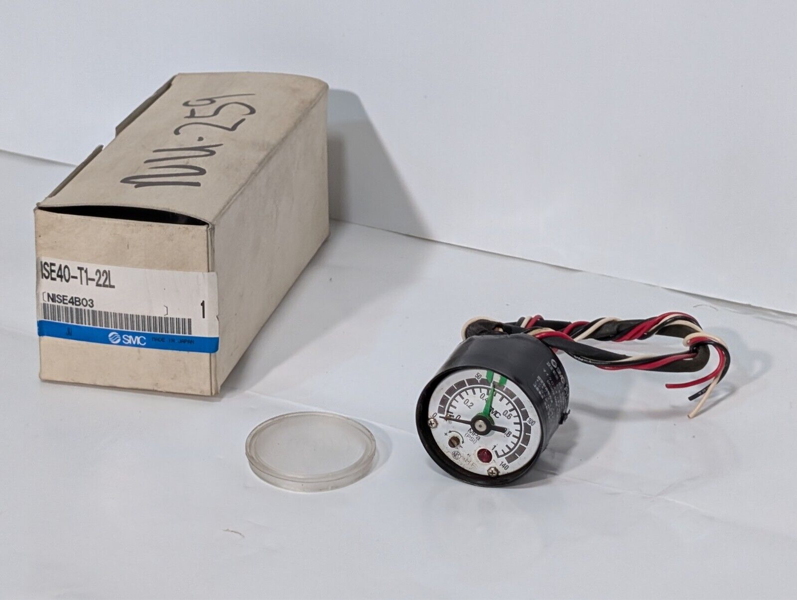 SMC ISE40-T1-22L Pressure Regulator 0-1MPa 0-140PSI