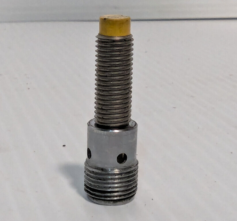 Turck 4669760 8mm Inductive Threaded Barrel Sensor, 3 wire, 10-30VDC, Free Ship.