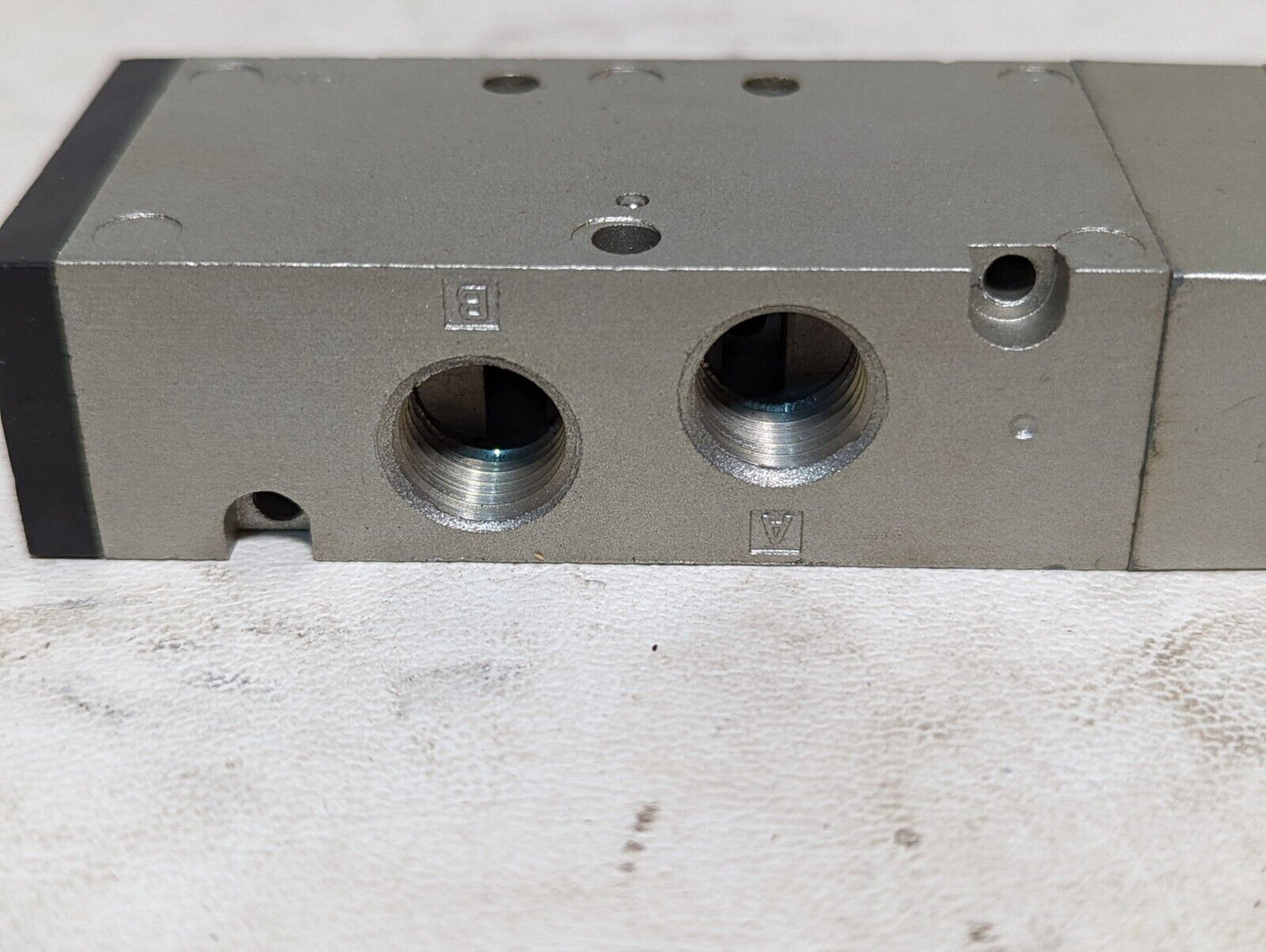 SMC NVFM250-N02-018 air valve, oper. press. 0-140PSIG