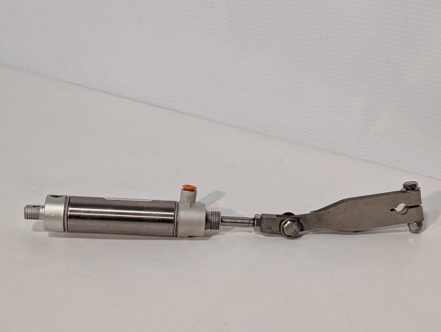 SMC NCMC106-0200-XC6-X103US Pneumatic Actuator, Swing Attachment, 250psi, 1.7MPa