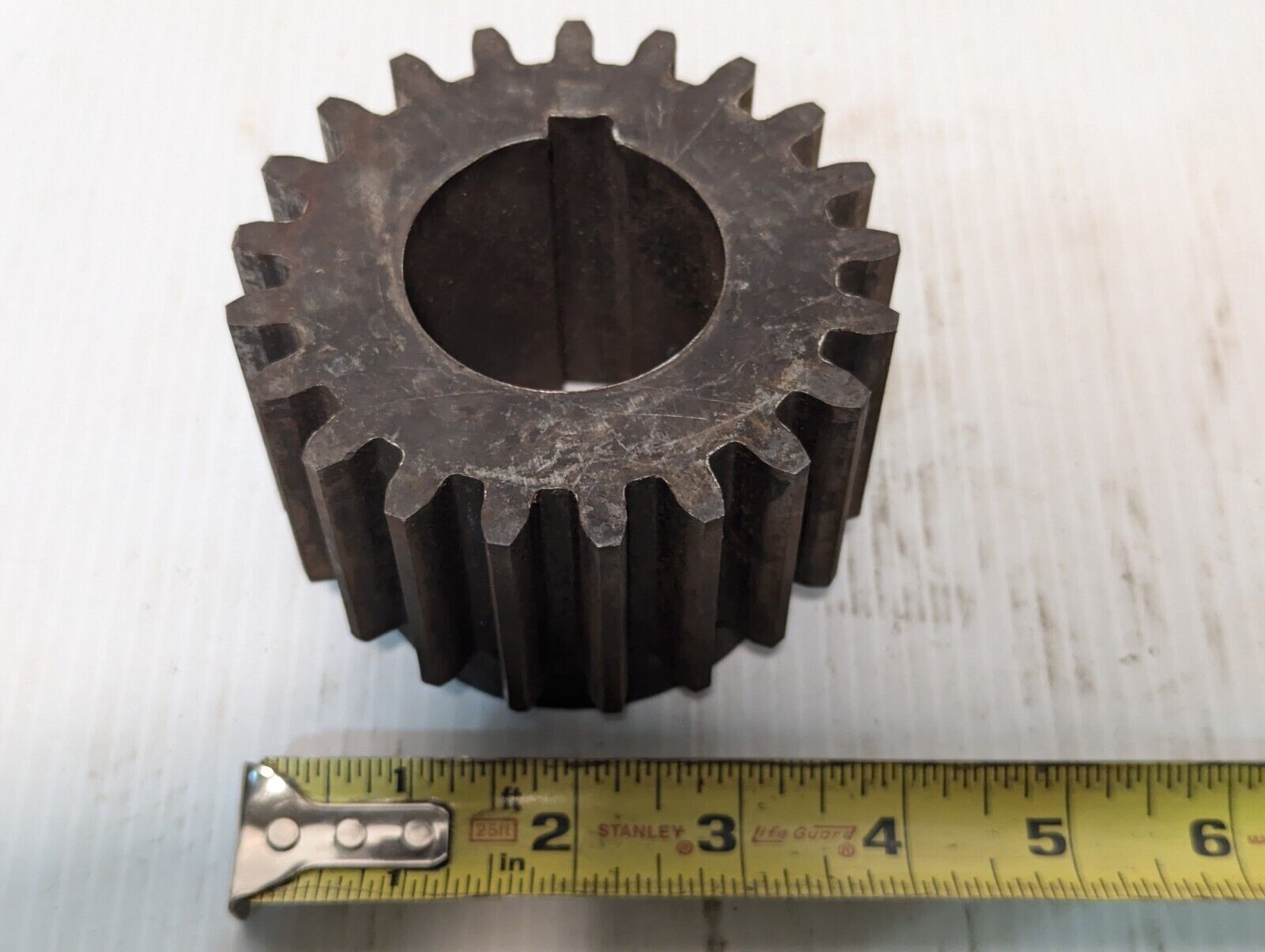 21 Tooth Spur Gear 3 7/8" Dia. 3" Shaft Dia. 1 6/8" Notched Bore - Free Shipping