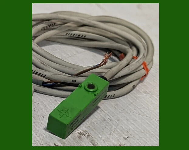 Yamatake FL2S-4J6SD-L3F Proximity Sensor, 3 Meter Cable - Free Shipping