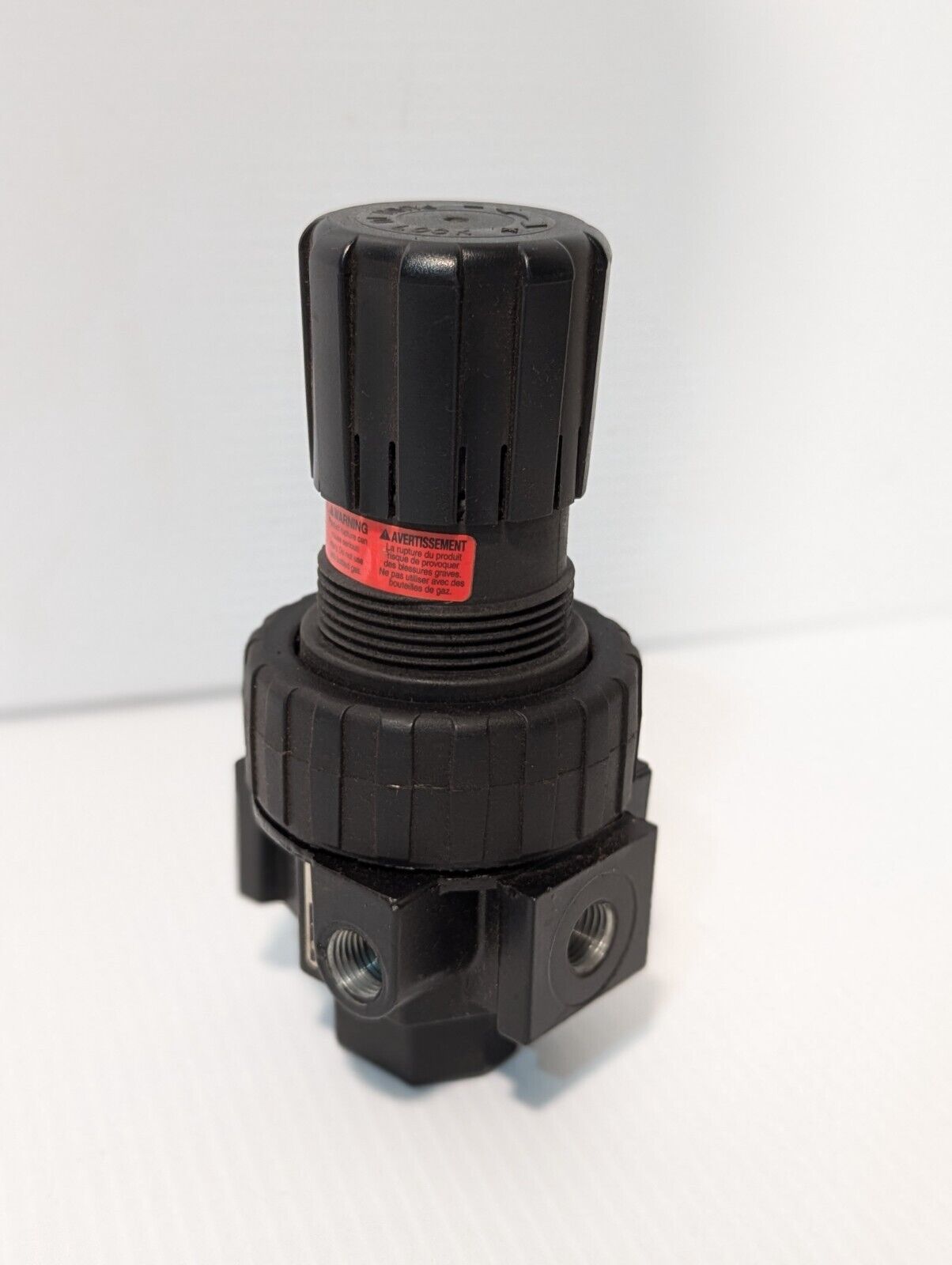 Parker 06R118AC Air Regulator, 1/4 In. Npt,53 Cfm, 250 Psi -Free Shipping-