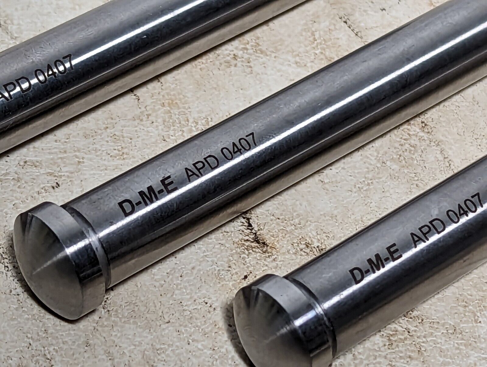 Lot of 7 DME APD0407 angle pins, 1/2" x 7", H13