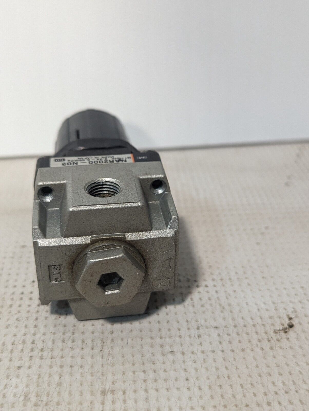 SMC NAR2000-NO2 Pressure Regulator, 0.05~0.85M Pa - Free Shipping