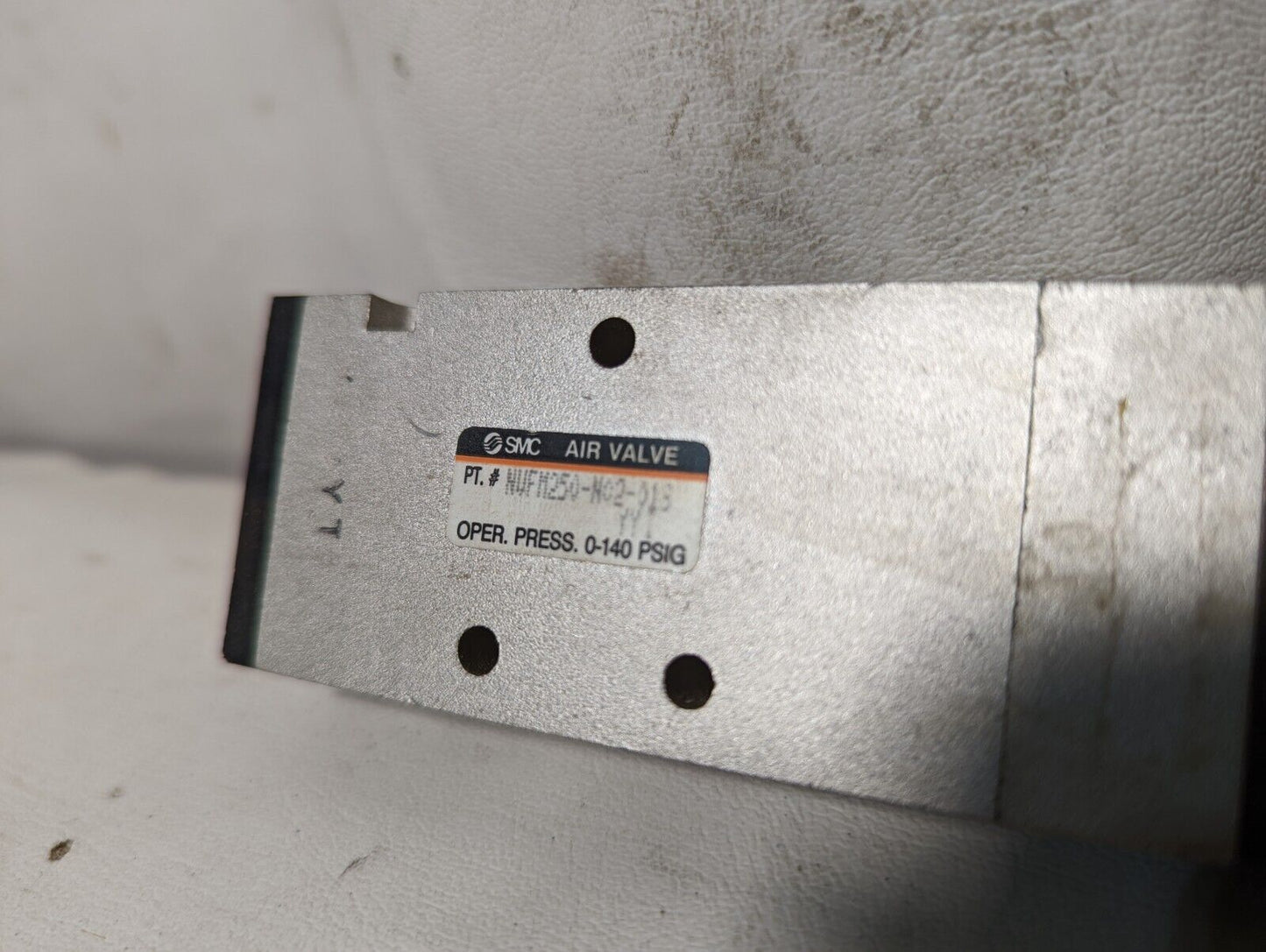 SMC NVFM250-N02-018 air valve, oper. press. 0-140PSIG