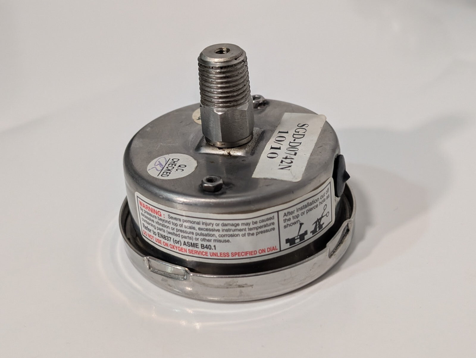 [4] Dwyer SGD-D0742N Pressure Gauges 200 PSI 316 SS