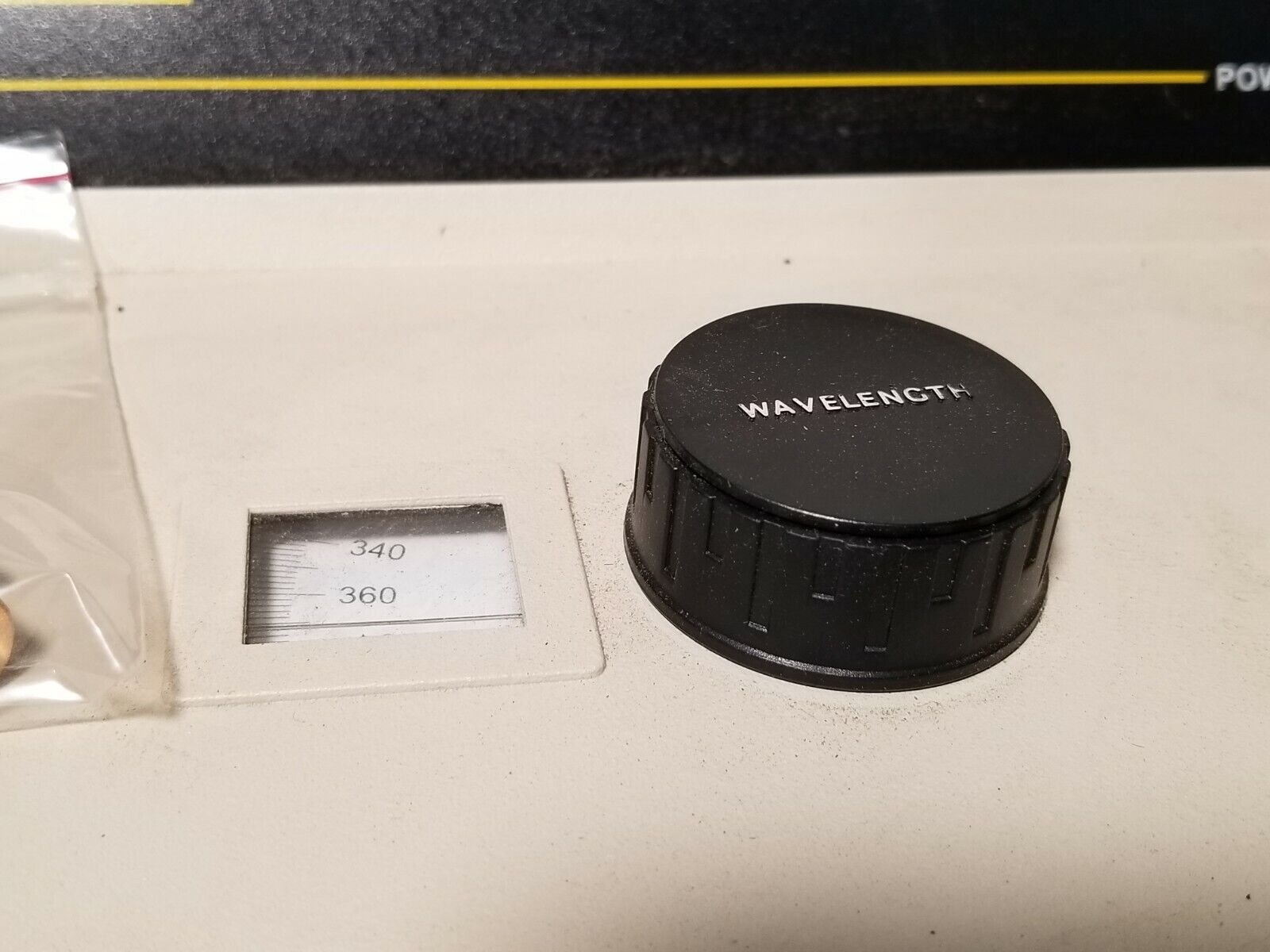 Carolina digital spectrophotometer, model #65-3303, 653303