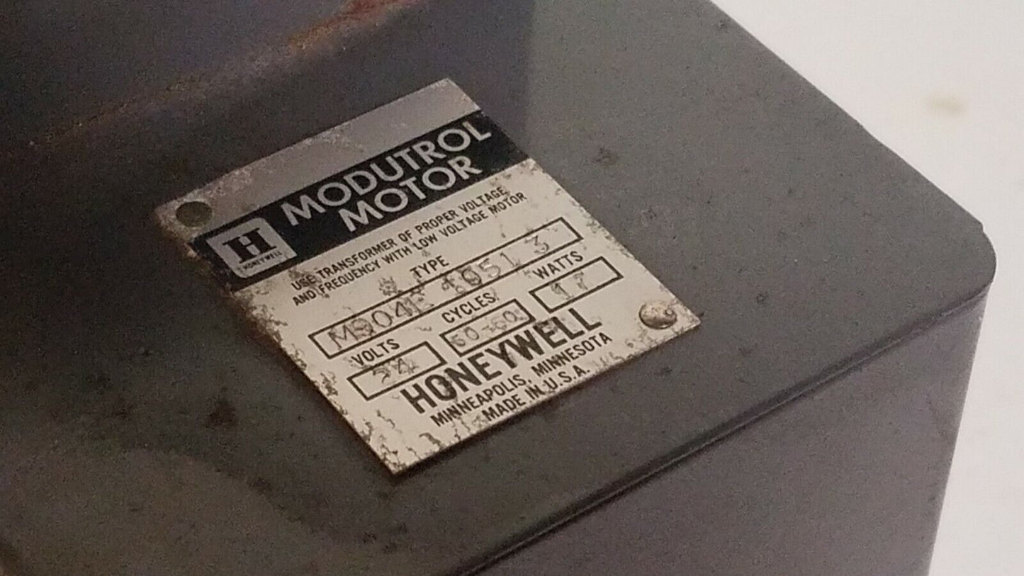 Honeywell Modutrol Motor M904E 1051 3, 24 V, 60 cycles, 17 Watts
