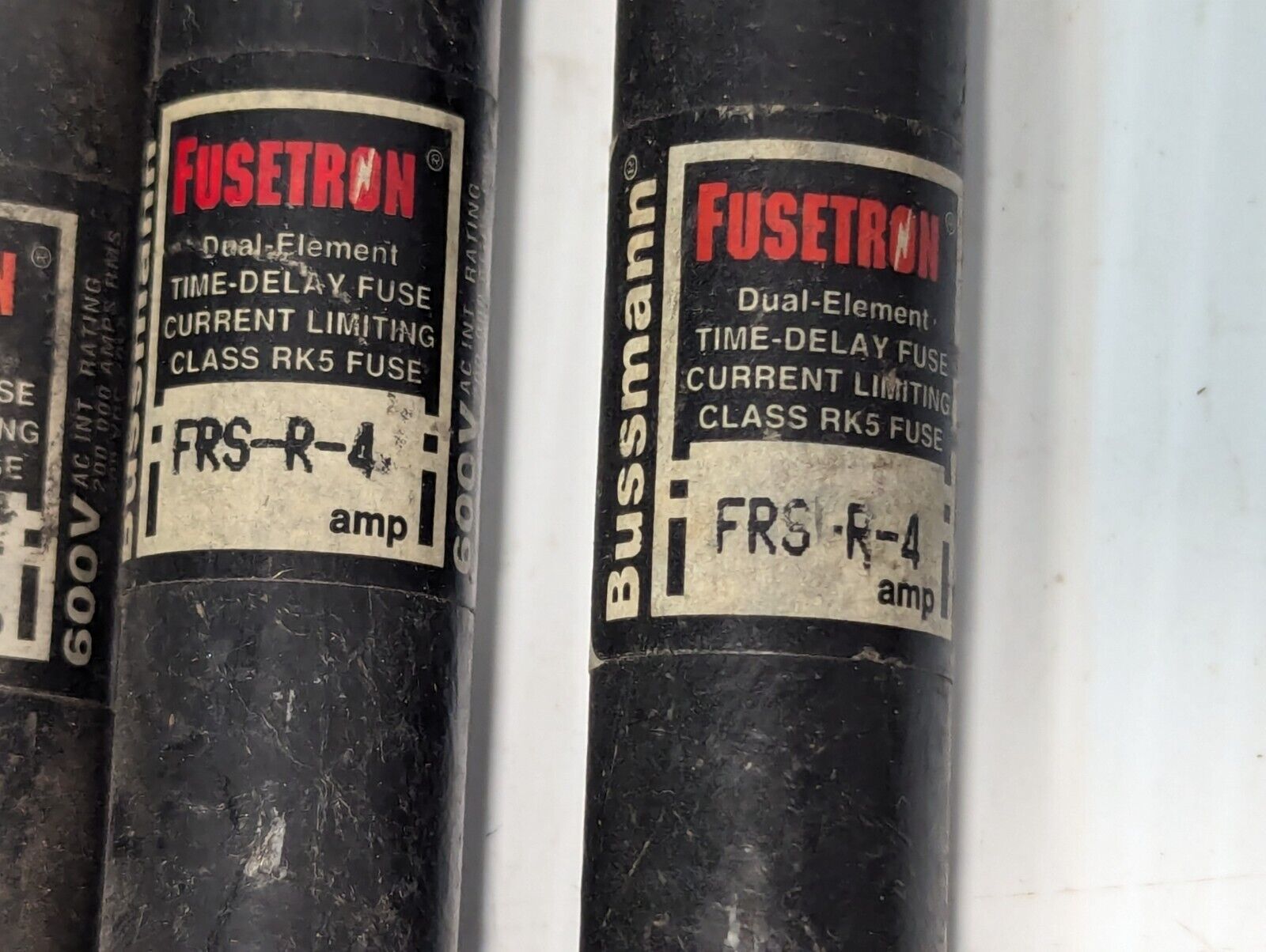 Lot of 8 BUSSMANN FRS-R-4 FUSES, 4A, 600VAC, FUSETRON - Free Shipping