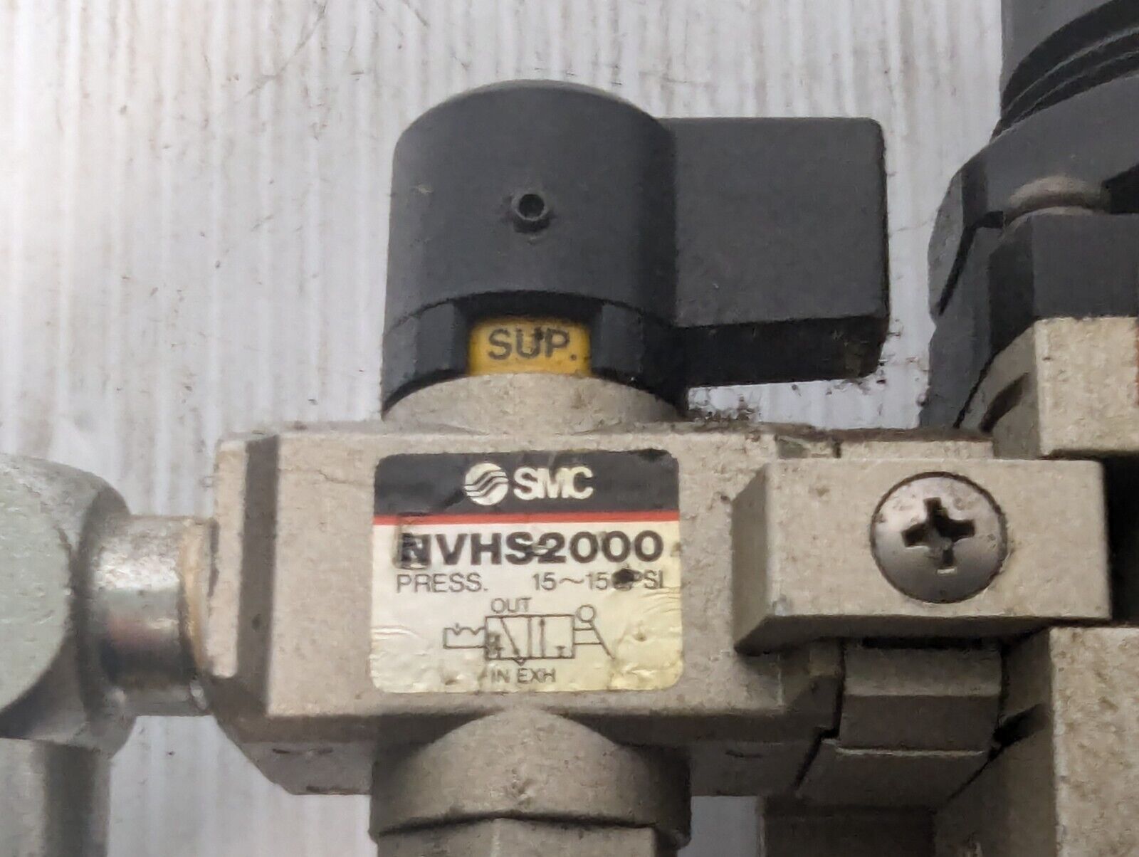 SMC Pneumatic Regulator Assembly w/ EAW2000 Regulator \ NVHS2000 Shutoff Valve
