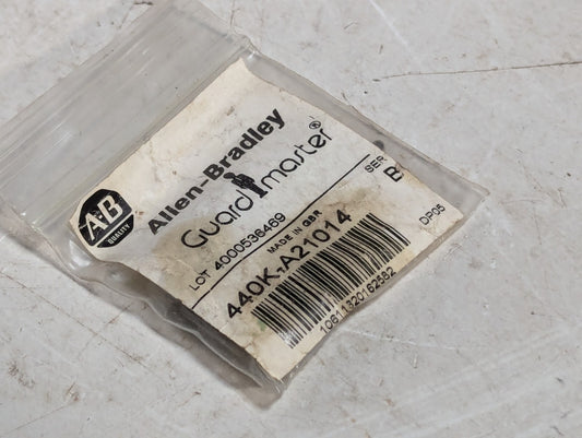 Allen Bradley 440K-A21014 B Guardmaster Flat Actuator Key For Interlock Switches