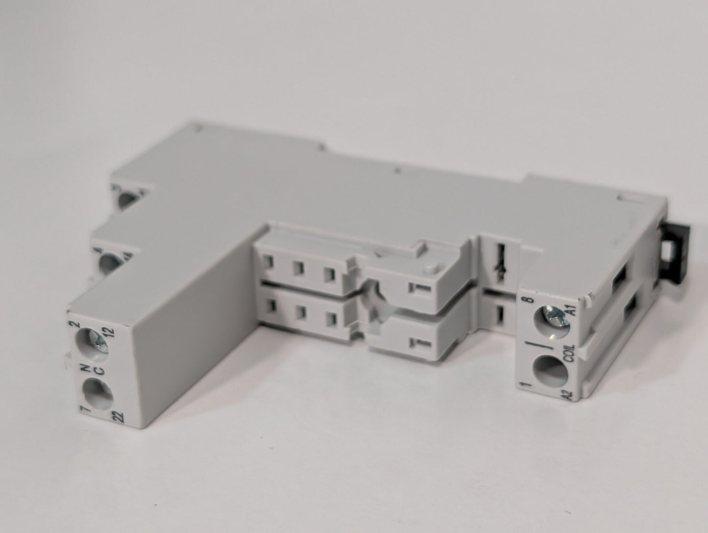 [2] Allen Bradley 700-HN222 8 Amp 300 Volt Series B Relay