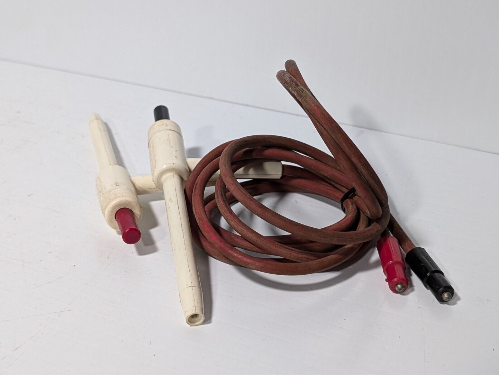 Weston 901 DC milliammeter, 0-1000mA, with probes and leather handle as pictured