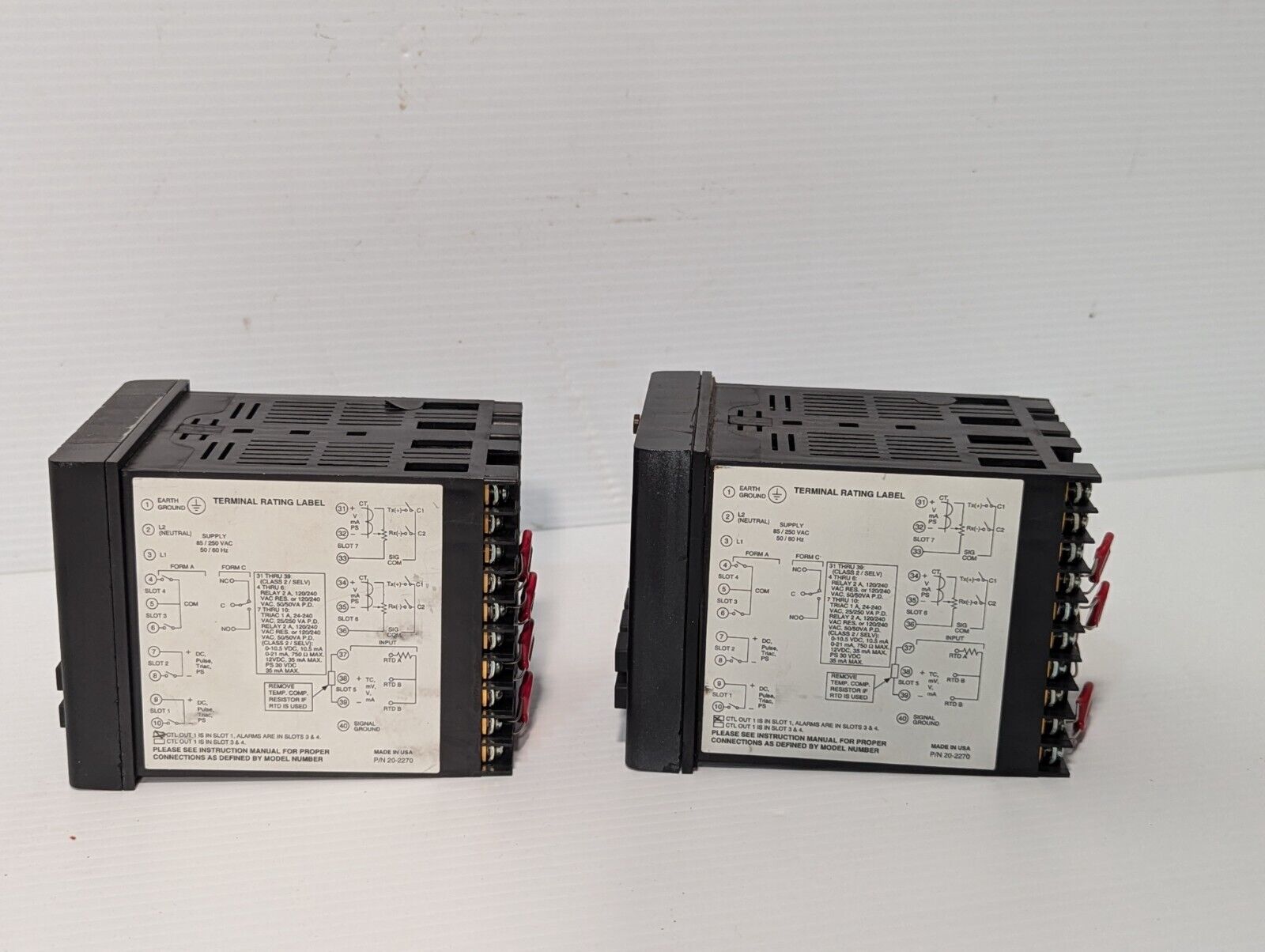 Barber-Colman 15QR-0JF01-010-2-00 Digital Temperature Controller - Free Shipping