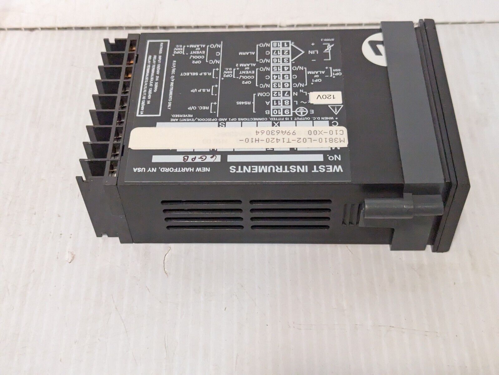 West Instruments M3810 L02 T1418 00 H10 Temperature Controller - Free Shipping