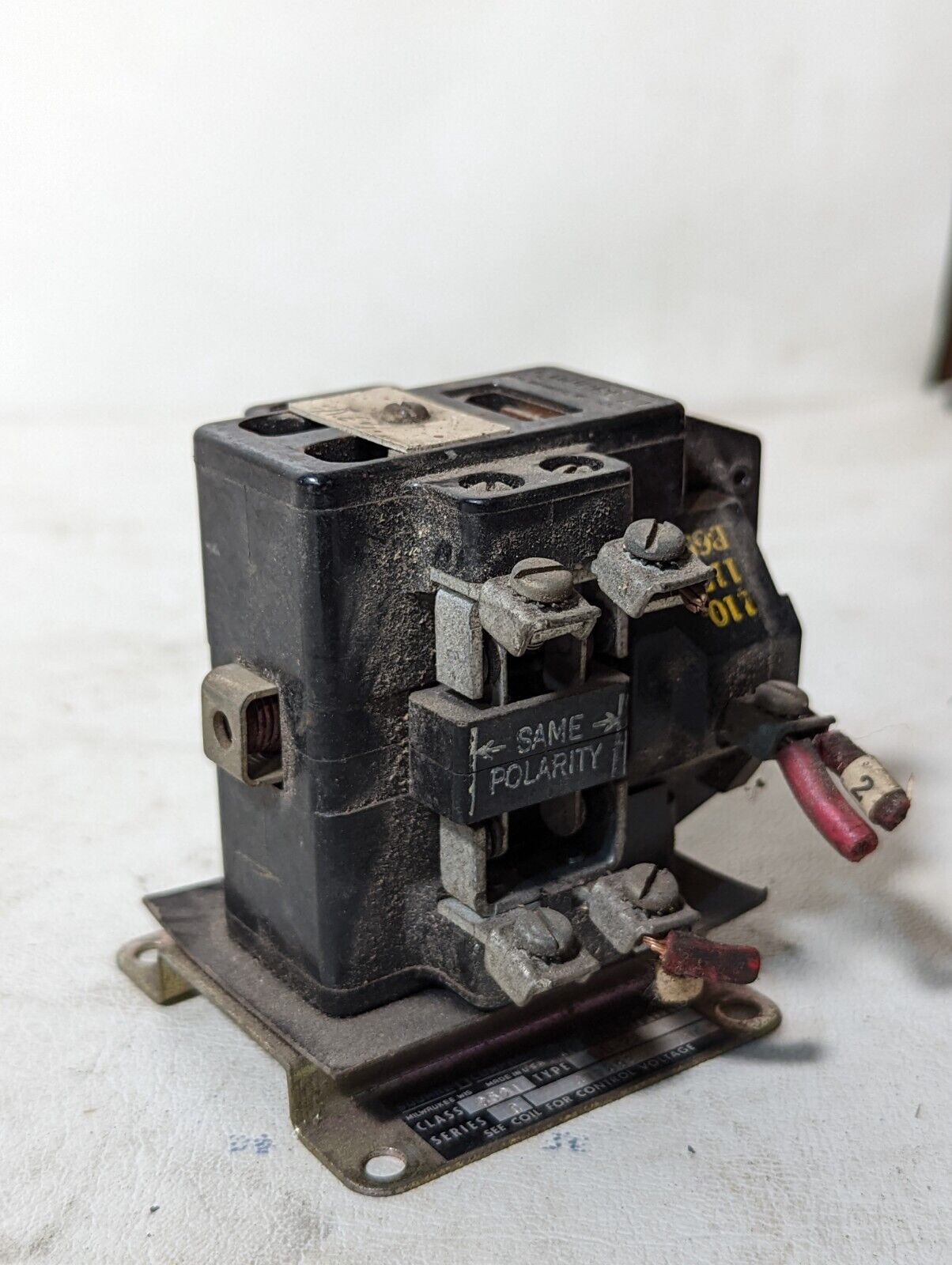 Square D 8501-D022 relay, 110/115VAC coil