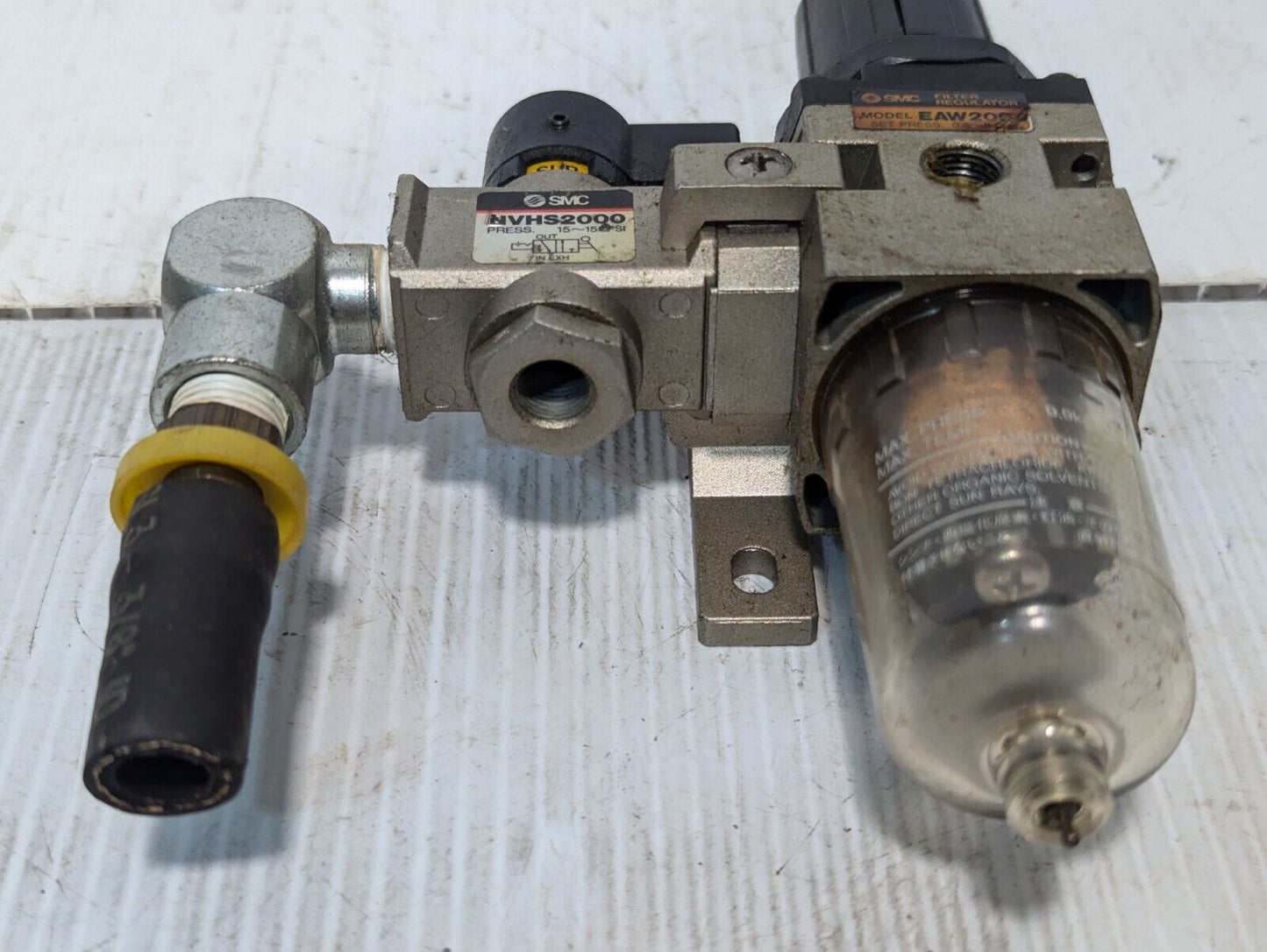 SMC Pneumatic Regulator Assembly w/ EAW2000 Regulator \ NVHS2000 Shutoff Valve