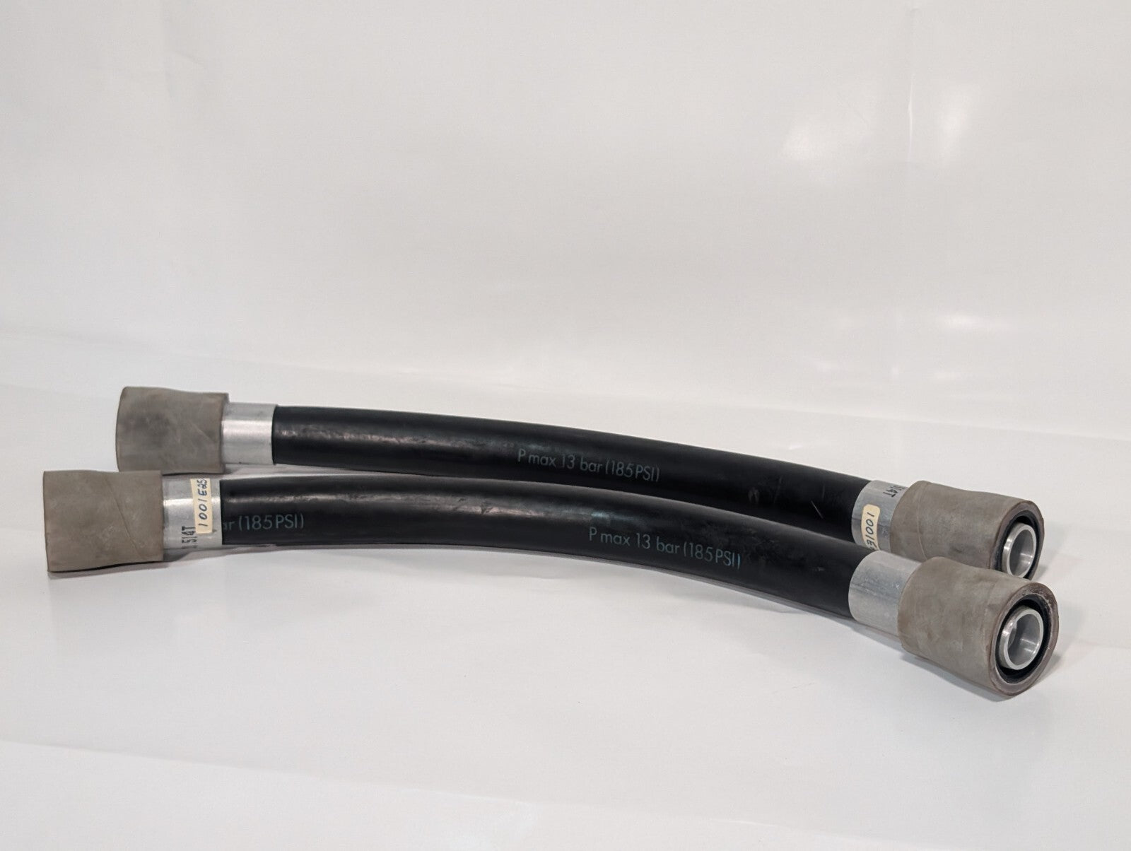 (1) Transair 1001E25 00 01 16 bar Black NBR Compressed Air Pipe, 25mm OD, 0.57m