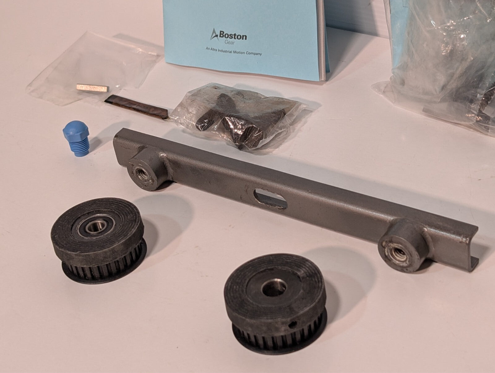 (3) NEW Boston Gear P-3009-BG 700 Series Worm Gear Reducer Parts Kit With Manual