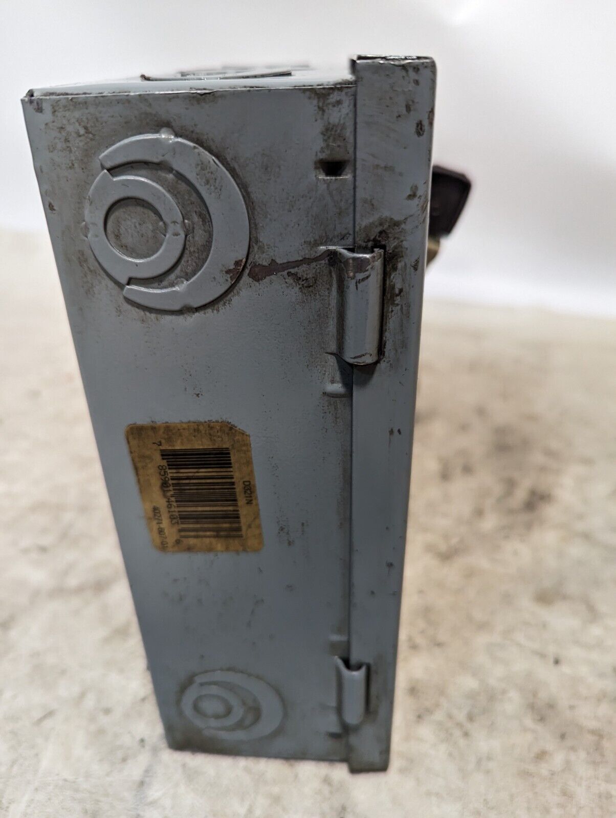 Square D D321N Single Throw Fusible Safety Switch, 30A, 240VAC