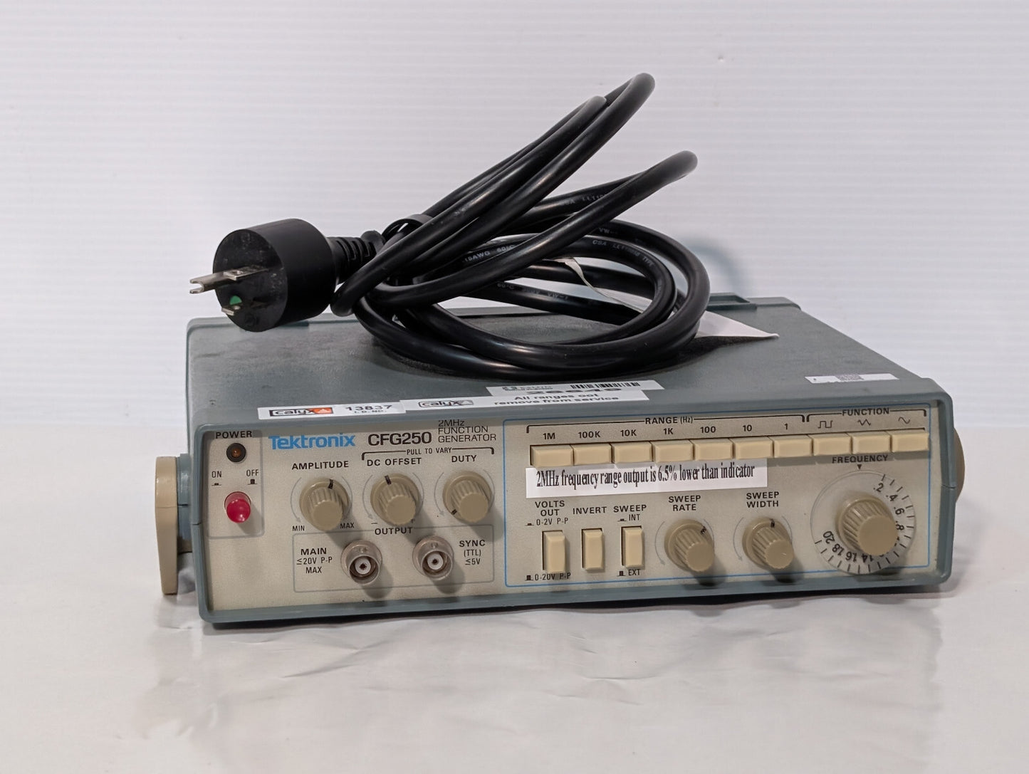 Tektronix CFG250 Function Generator with Power Cord 2MHz