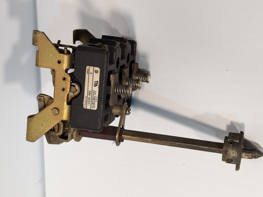 Allen Bradley Disconnect Switch 1494R-N60 Series A 460V 60A 3 Poles AS SHOWN