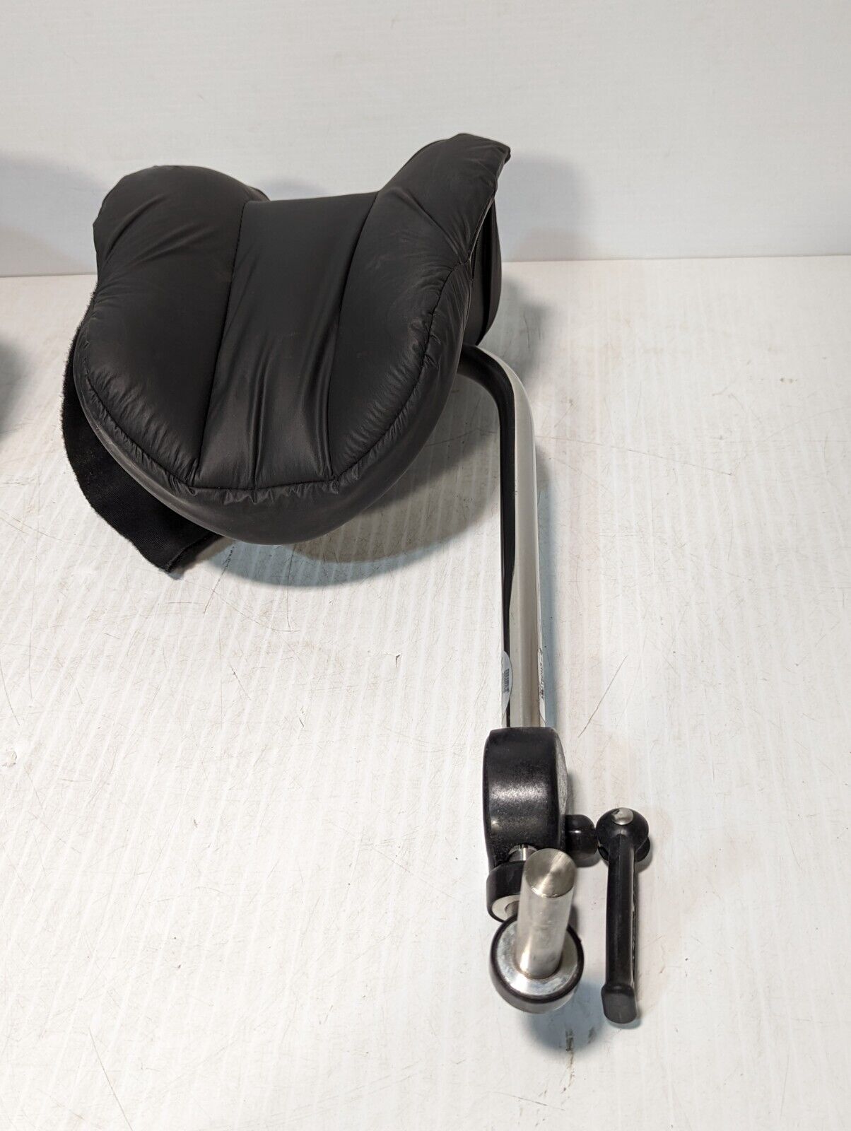 Allen Medical C-002082-A9 Leg Holder, Left - Free Shipping