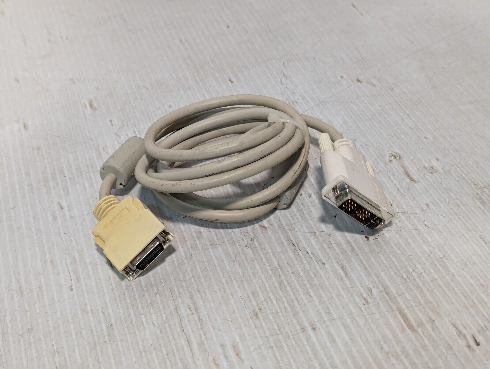 GE 2009708-002 DVI 18+1 to MC20P Patient Monitoring Cable - Free Shipping