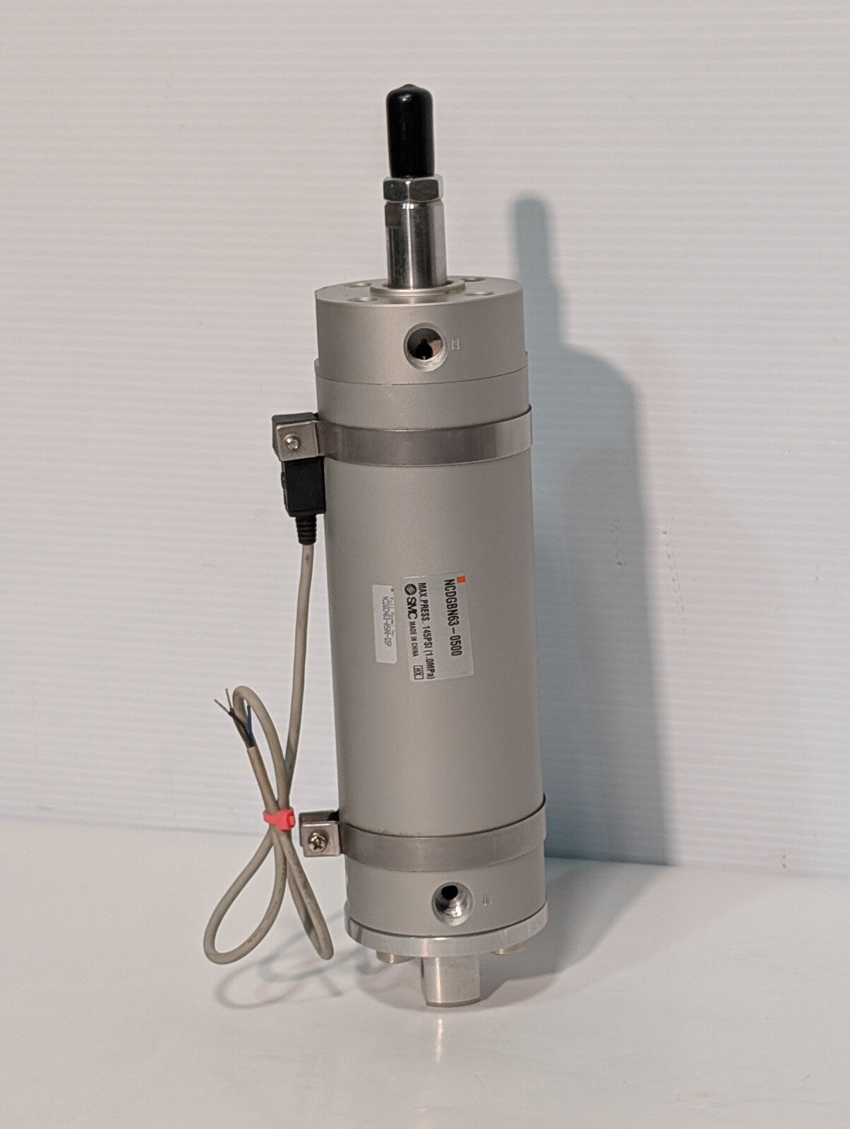 SMC Pneumatics NCDGBN63-0500 Air Cylinder NCDGBN63-0500-G5P, 145PSI