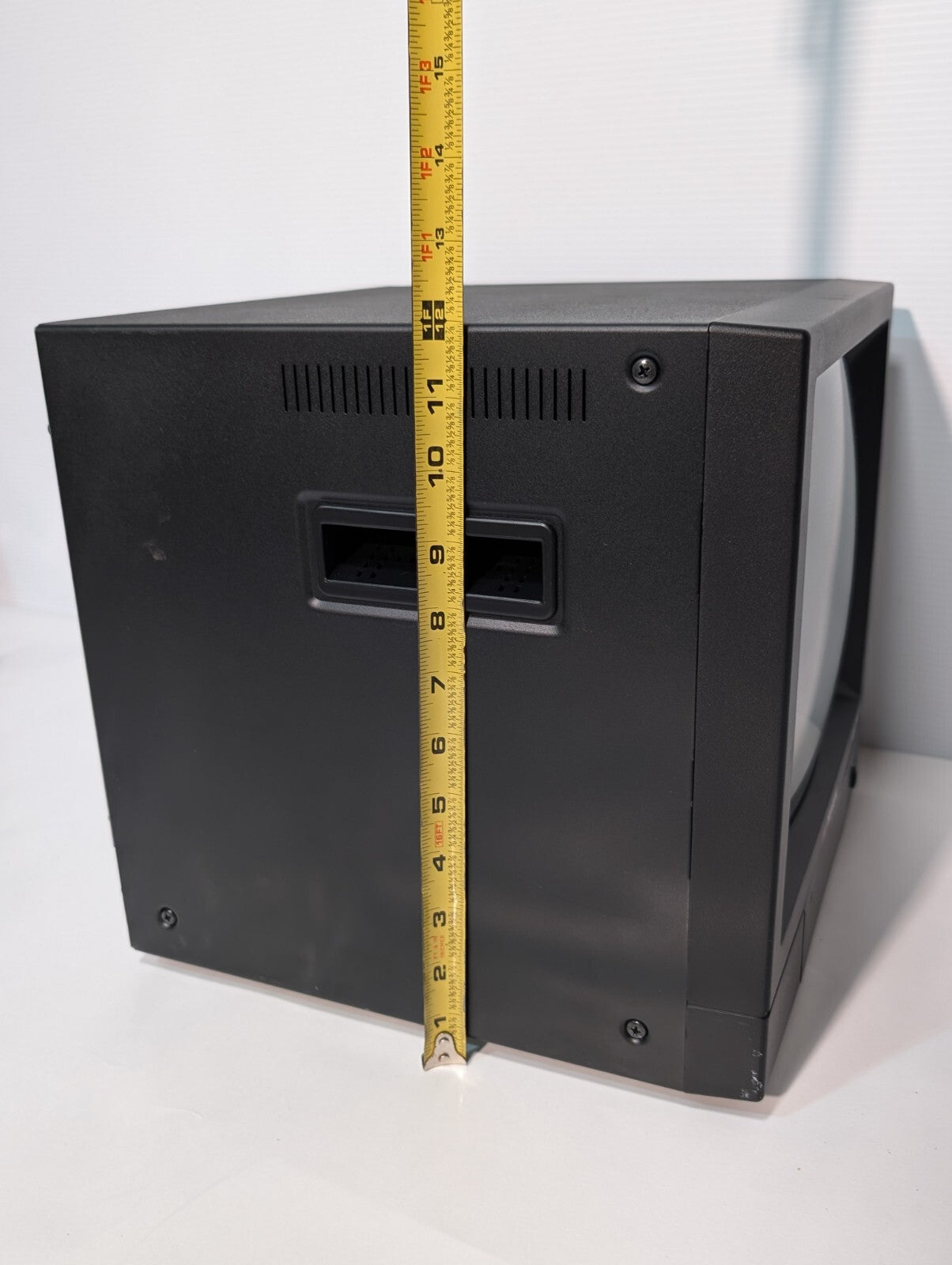 Tatung TBM-1203 Triview  B&W Surveillance Monitor, 11" Visual Screen, Metal Case