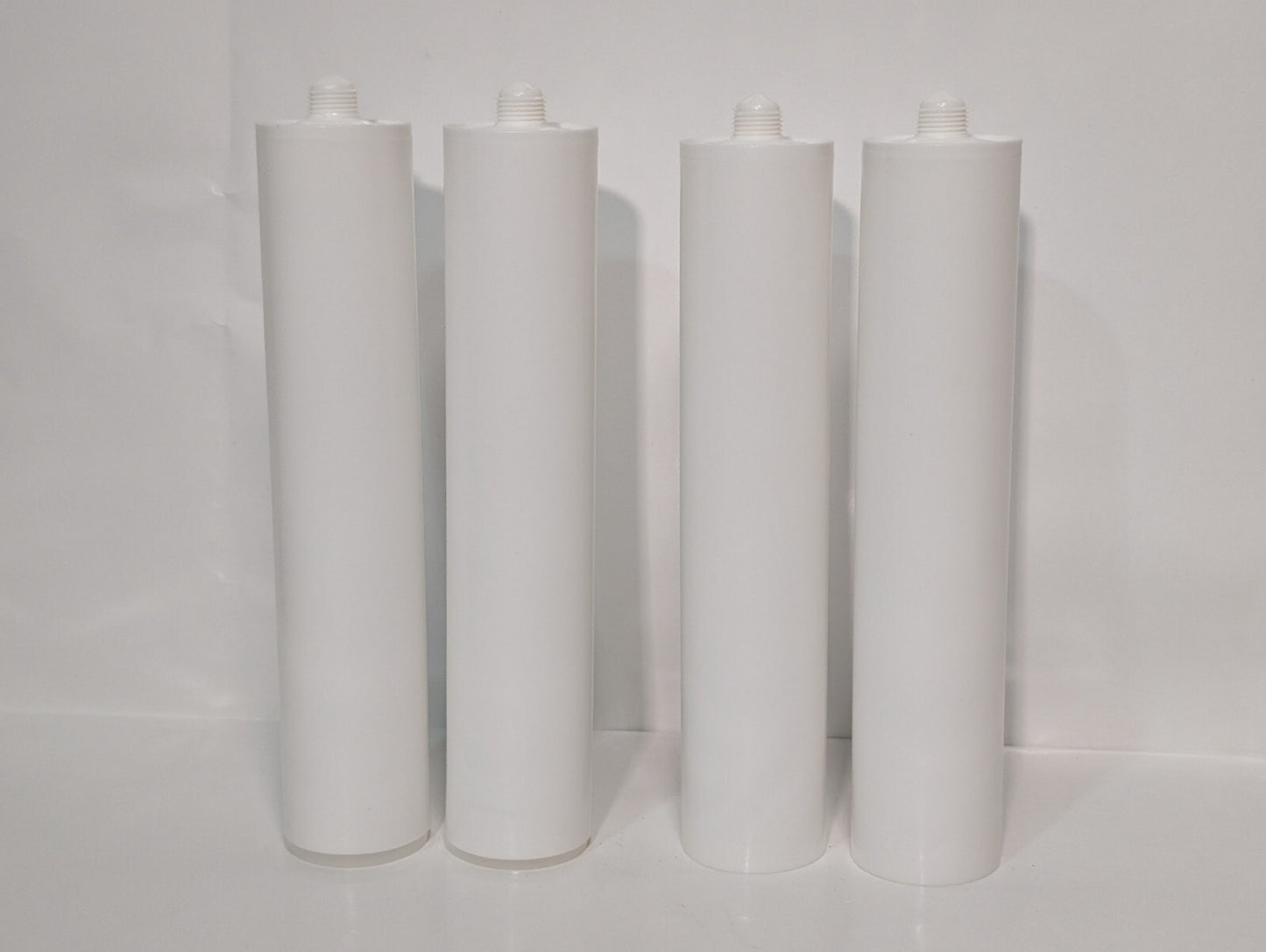 [4] Red Devil 1029 29oz (900ml) Empty Plastic Caulk Tubes, Reusable, USA