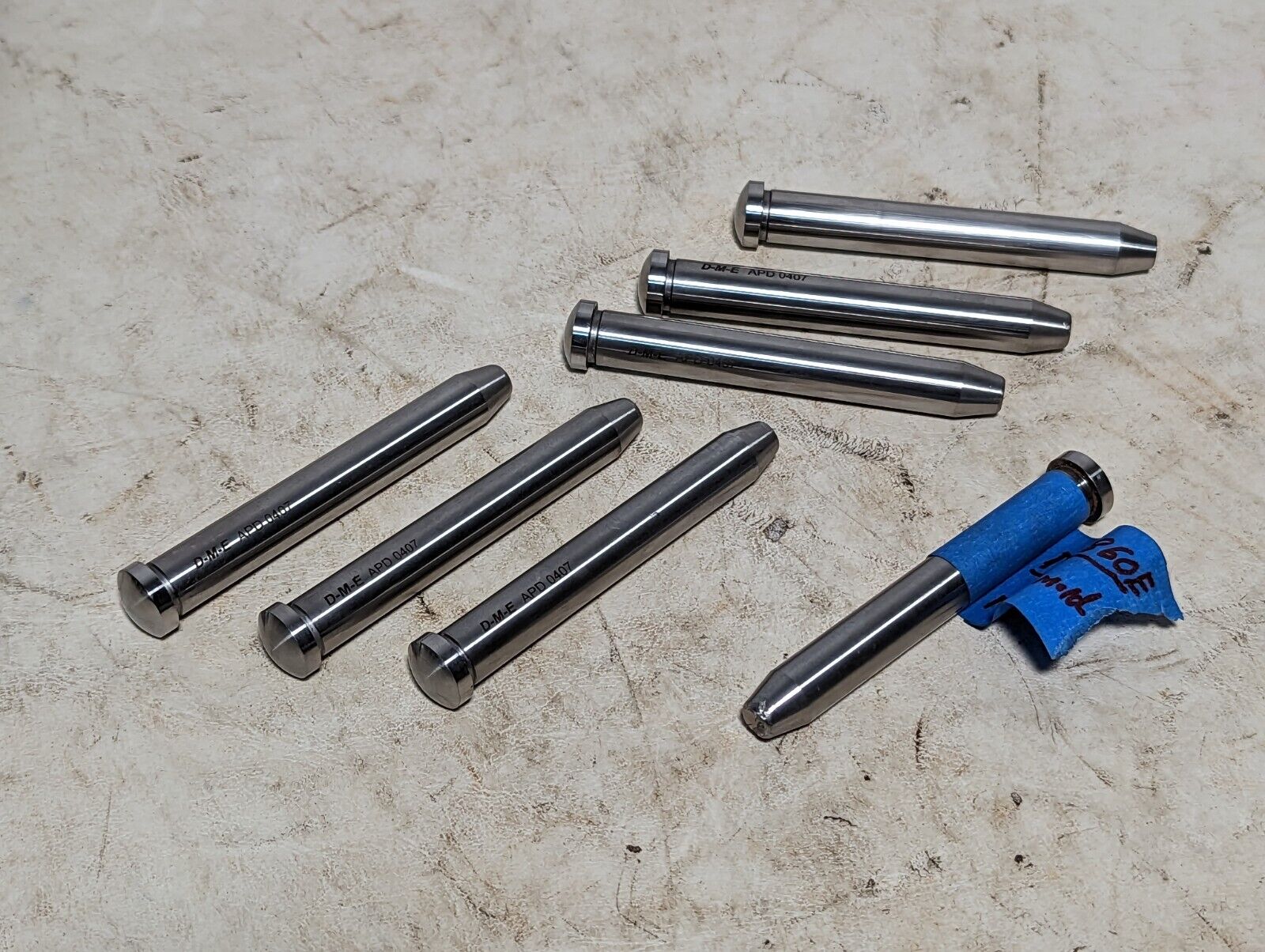 Lot of 7 DME APD0407 angle pins, 1/2" x 7", H13