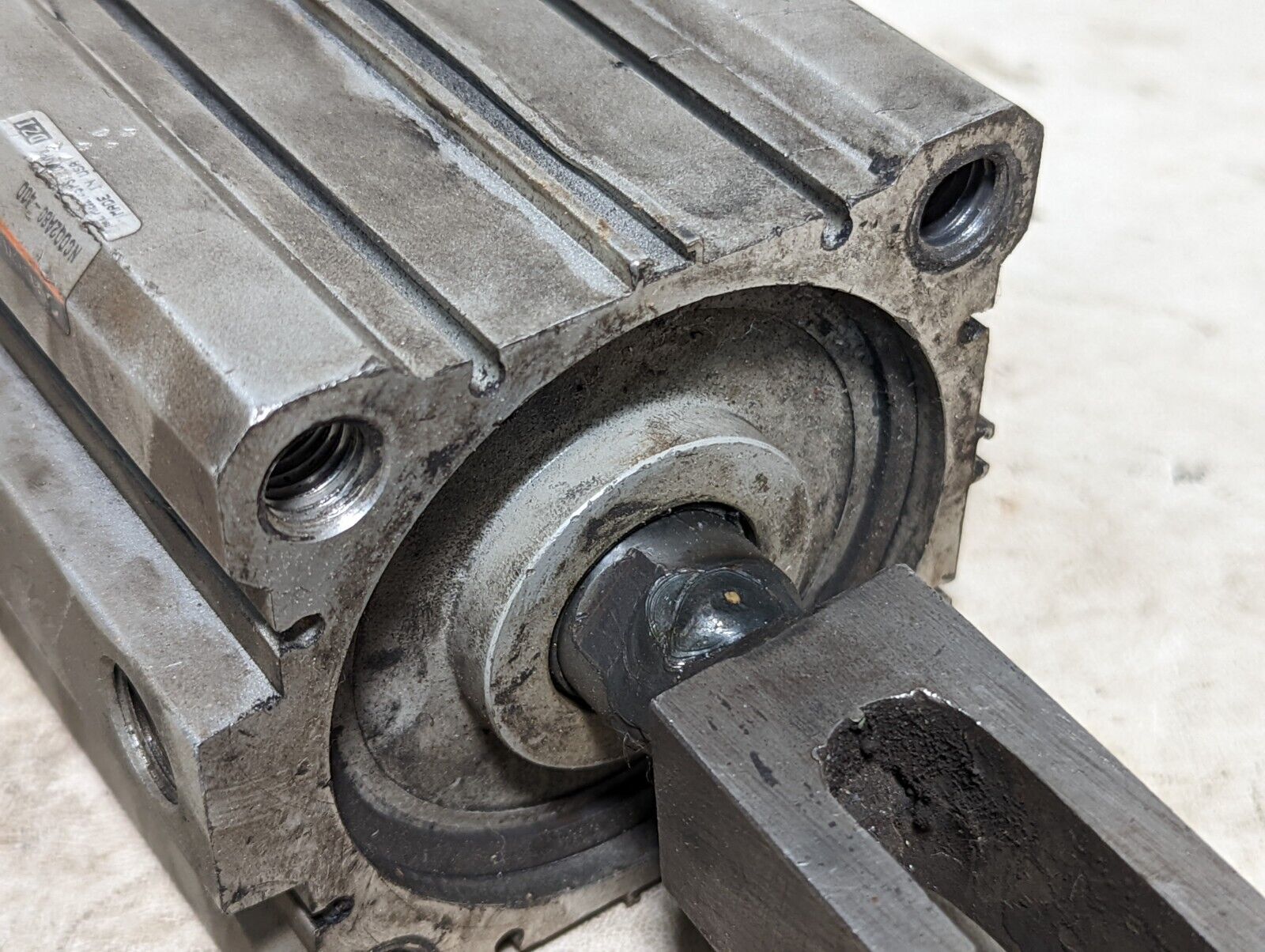 SMC NCDQ2A80-40D cyl, compact, auto-sw, np, NCQ2 COMPACT CYLINDER