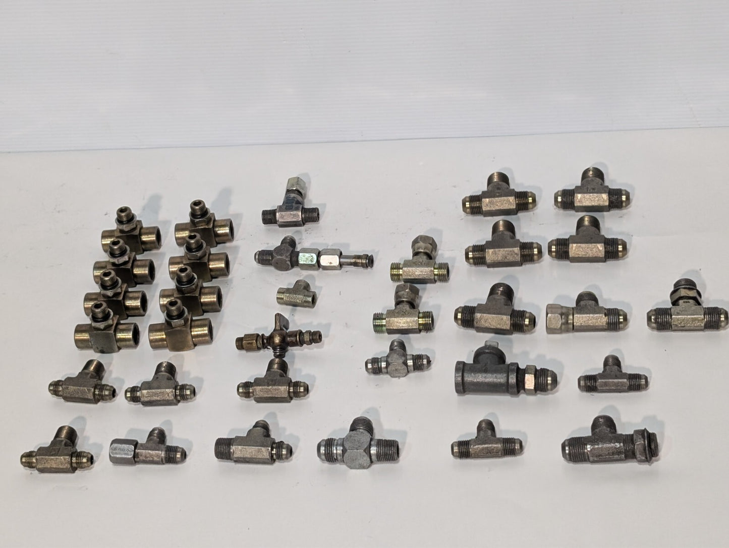 (33) Swivel Nut, Steel Flare, Compression Tee Branch Fittings