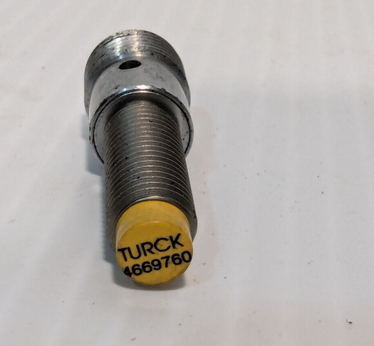 Turck 4669760 8mm Inductive Threaded Barrel Sensor, 3 wire, 10-30VDC, Free Ship.