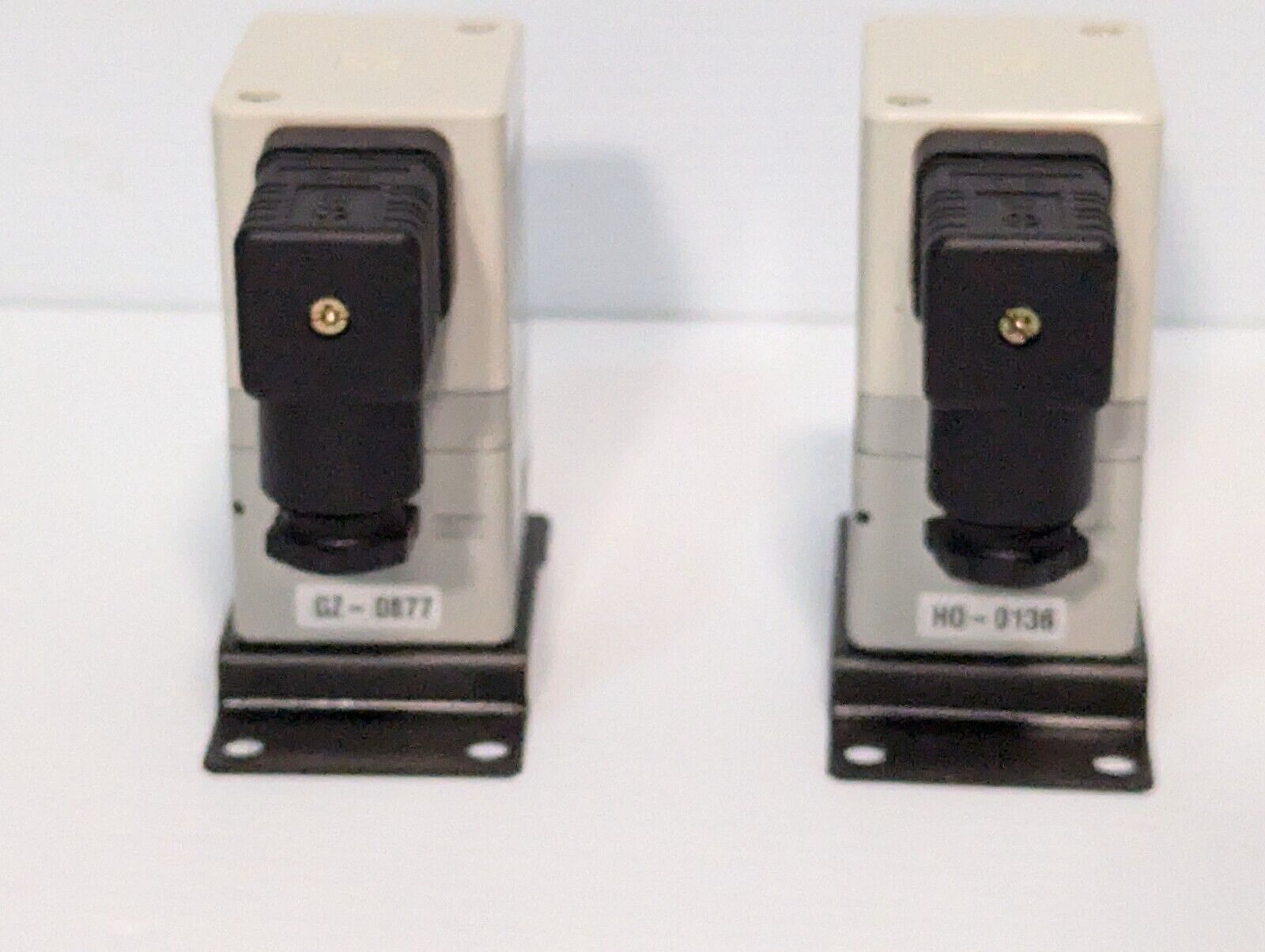 SMC IT2020-N32B1  Electro-Pneumatic Regulator