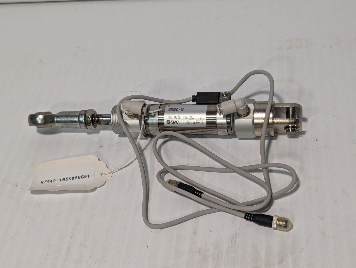 SMC CDM2D25-50 Pneumatic Air Cylinder, 145psi Max, 1.00MPa - Free Shipping