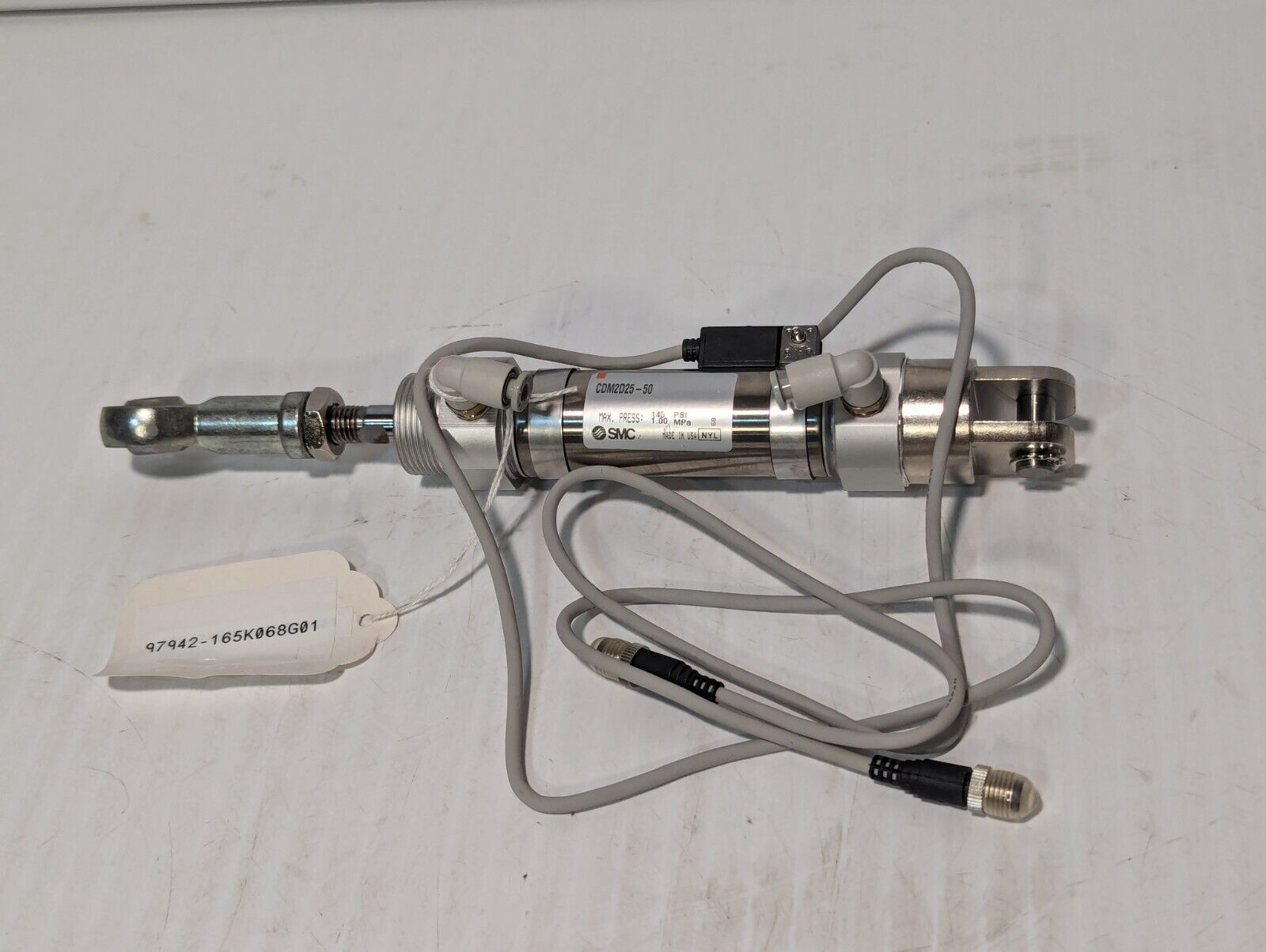 SMC CDM2D25-50 Pneumatic Air Cylinder, 145psi Max, 1.00MPa - Free Shipping