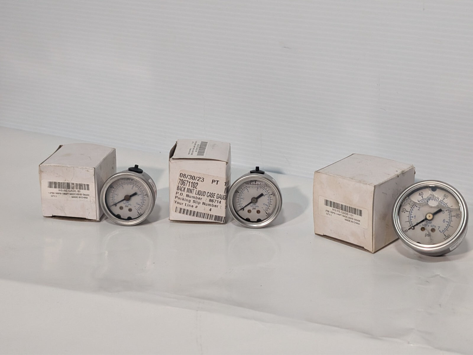 (8) WorkSmart Liquid Pressure Gauges WS-PE_GAGE-27 WS-PE-GAGE-80 WS-PE-GAGE-101