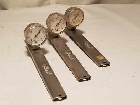 US Gauge USG 1212-1 0-30 inches of Hg vacuum gauge with Edlund mounting bracket 