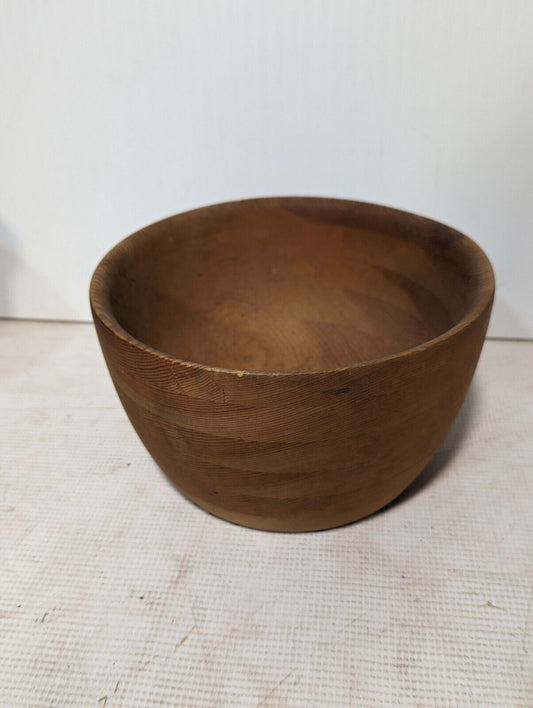 Vintage Hand Turned Wooden Bowl, 8" diameter x 5" tall - Free Shipping