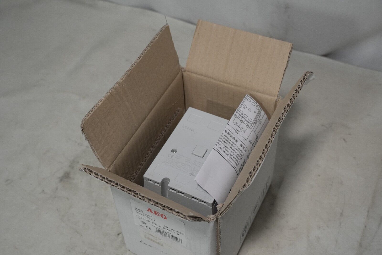 AEG TypLS 75K.11 contactor, 135826, 220-250VAC, 50-60Hz/DC