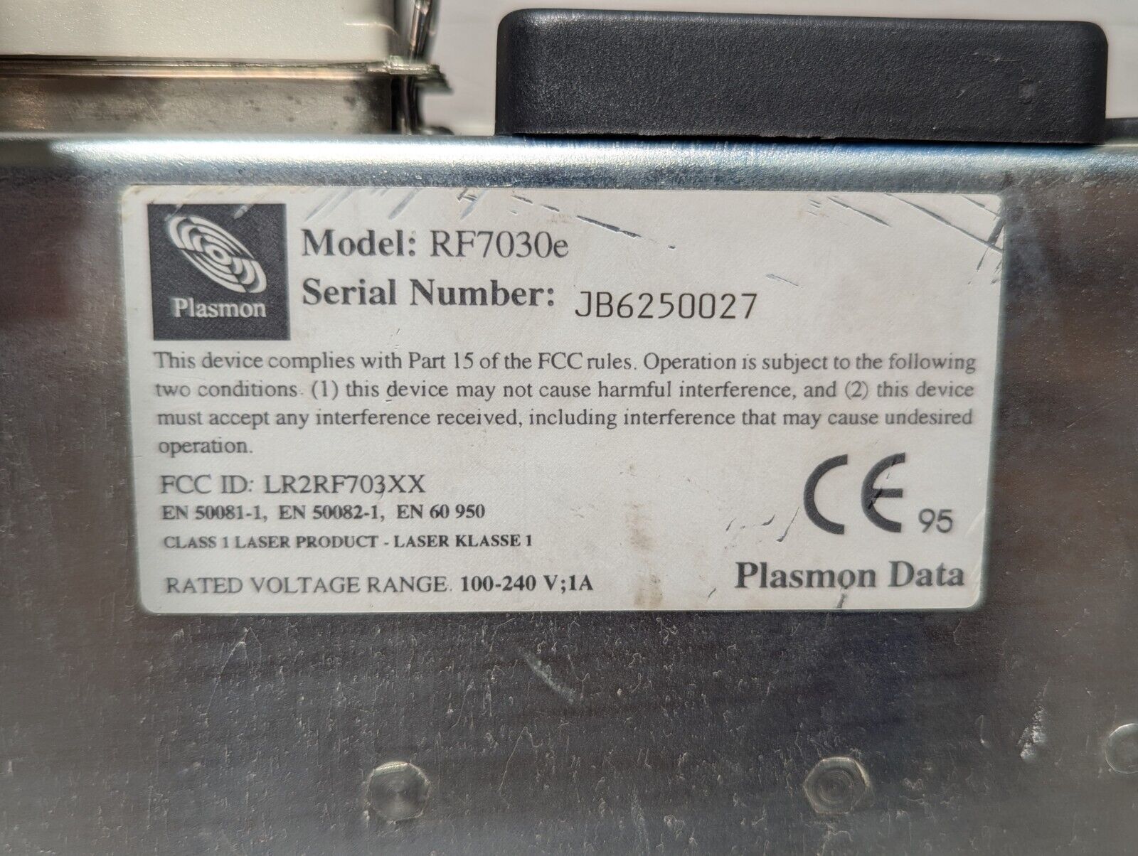 Plasmon RF7030e External Multifunction Magneto-Optical SCSI Disk Drive