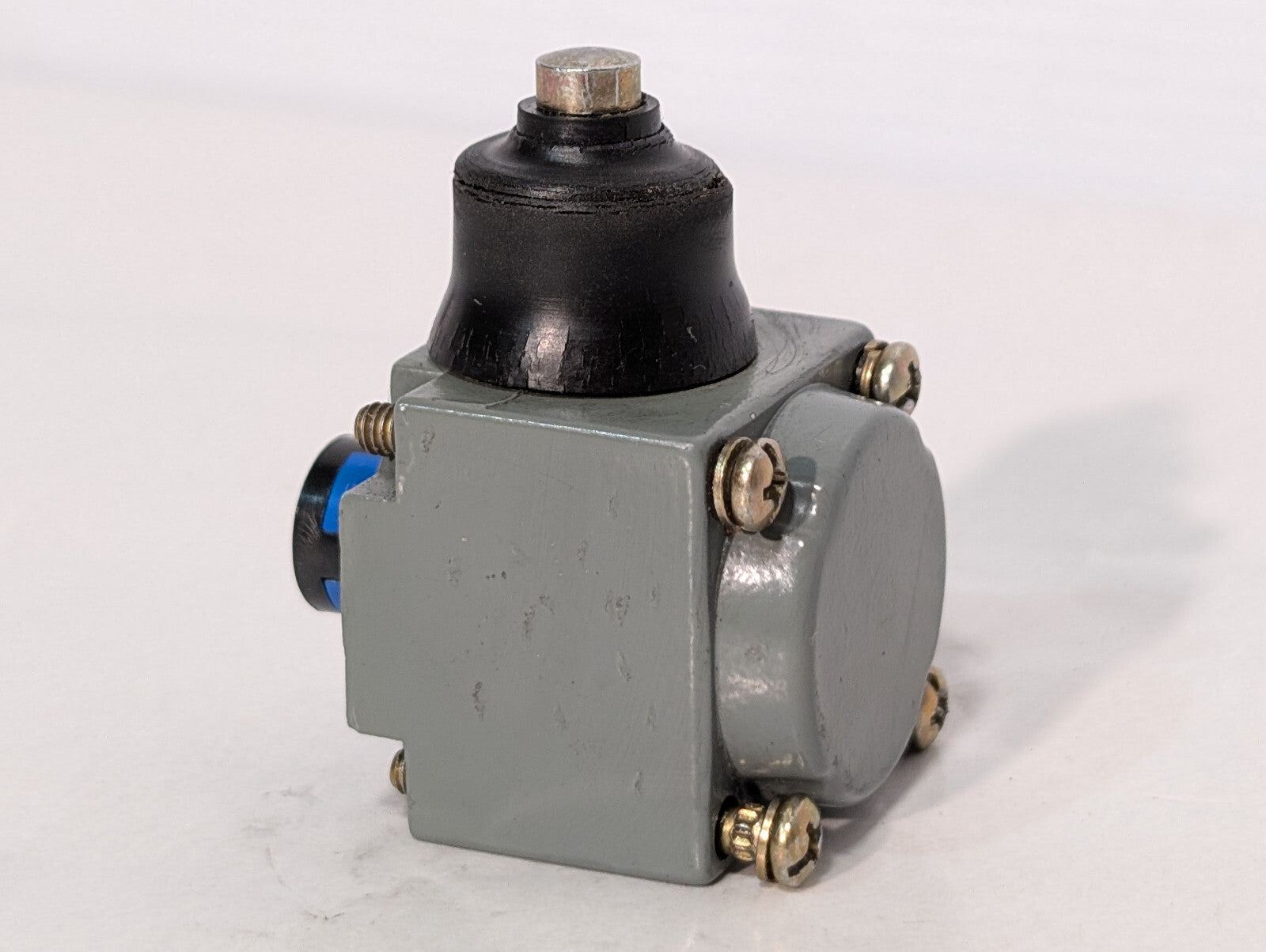 Allen Bradley 40146-017-63 Operator Head for Limit Switch
